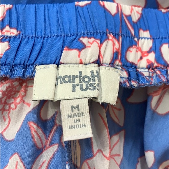 Shorts - Picture 3 of 4